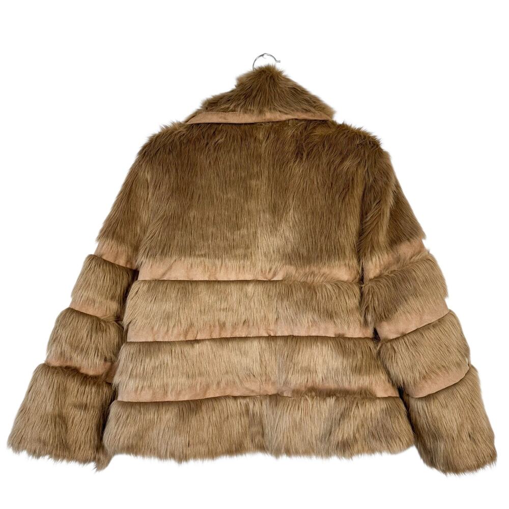 New Chico's Tan Faux Fur Suede 3/4 Sleeve Cropped Coat Sz Large Party Holiday - Picture 3 of 8